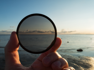 Polarized vs Non-Polarized Sunglasses