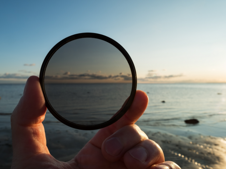 Polarized vs Non-Polarized Sunglasses